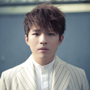 哪灬你的鸣巴好大歌曲原唱
